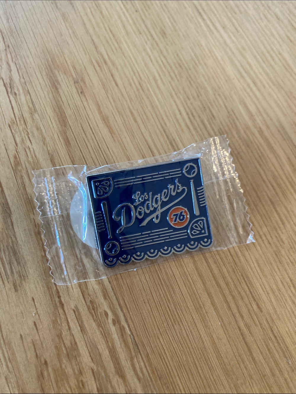 76 Dodgers Collectible Pin - Los Dodgers